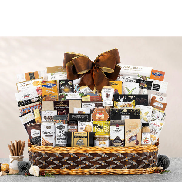 588-grand-extravaganza-gift-basket-thankfullyyours